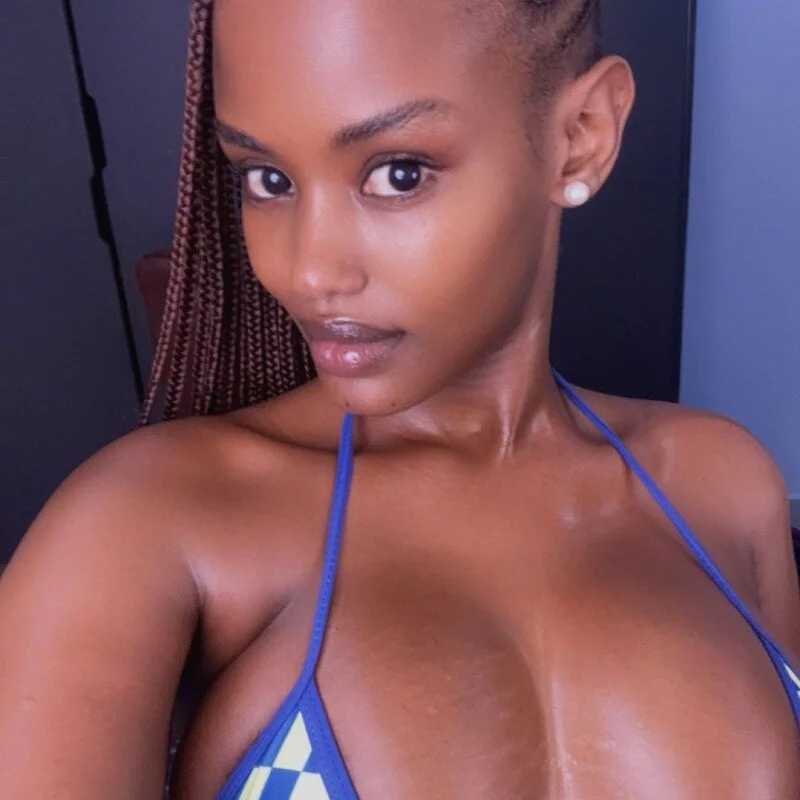 Lexiluv1 — FansOnlyX creator profile