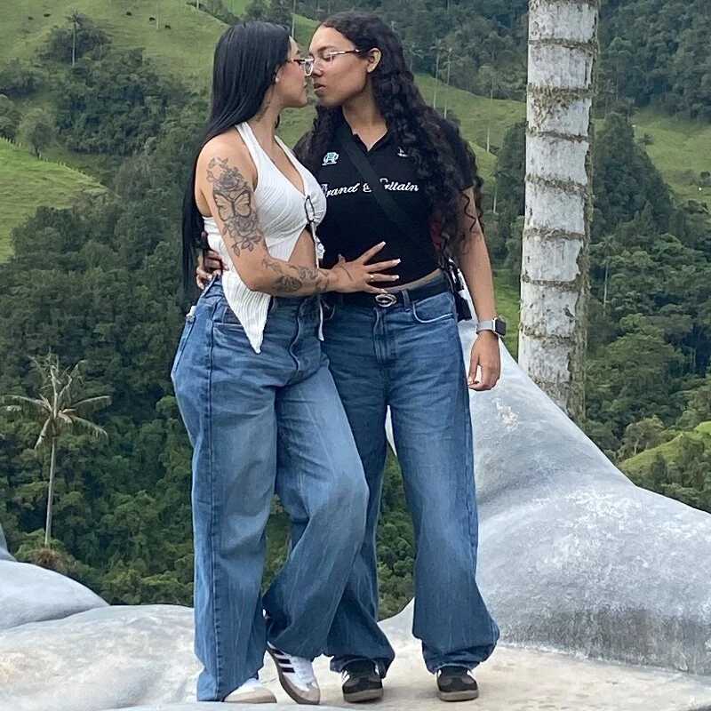 Emmy_And_Luna — FansOnlyX creator profile