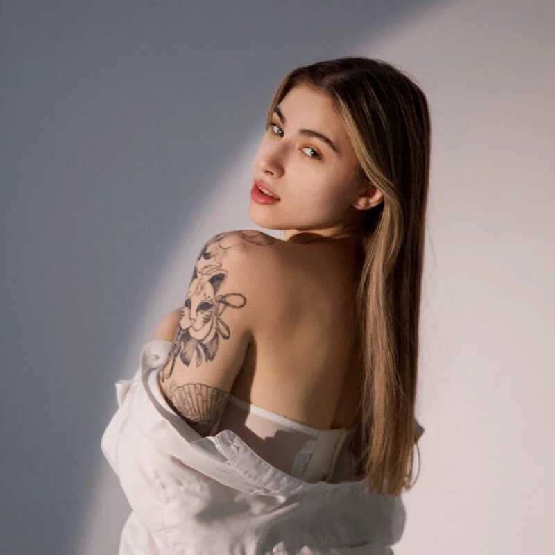 EllieCutes — FansOnlyX creator profile