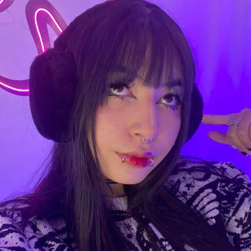 Hinataaa_ — FansOnlyX creator profile