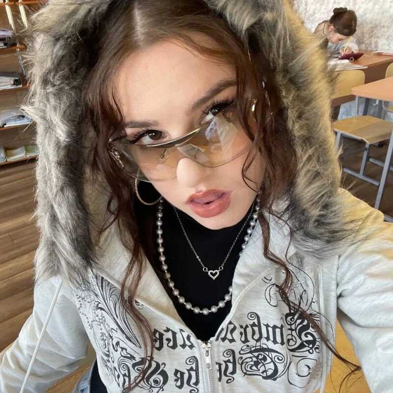 _OliviaClark — FansOnlyX creator profile