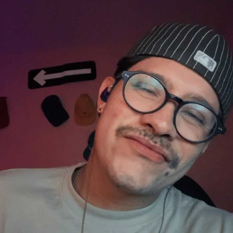 Miikeeg — FansOnlyX creator profile