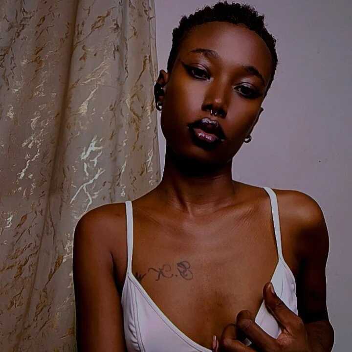 pettite_sandrah — FansOnlyX creator profile