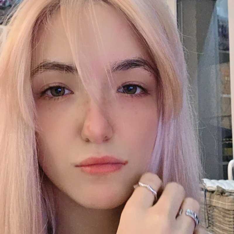 elsie_purr — FansOnlyX creator profile