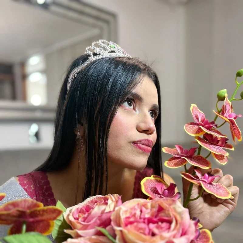 Celeeste_prado — FansOnlyX creator profile
