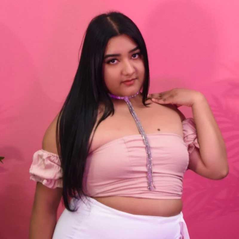 LilyWhitney — FansOnlyX creator profile