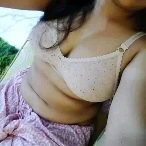 Hoti-bhabhi — FansOnlyX creator profile