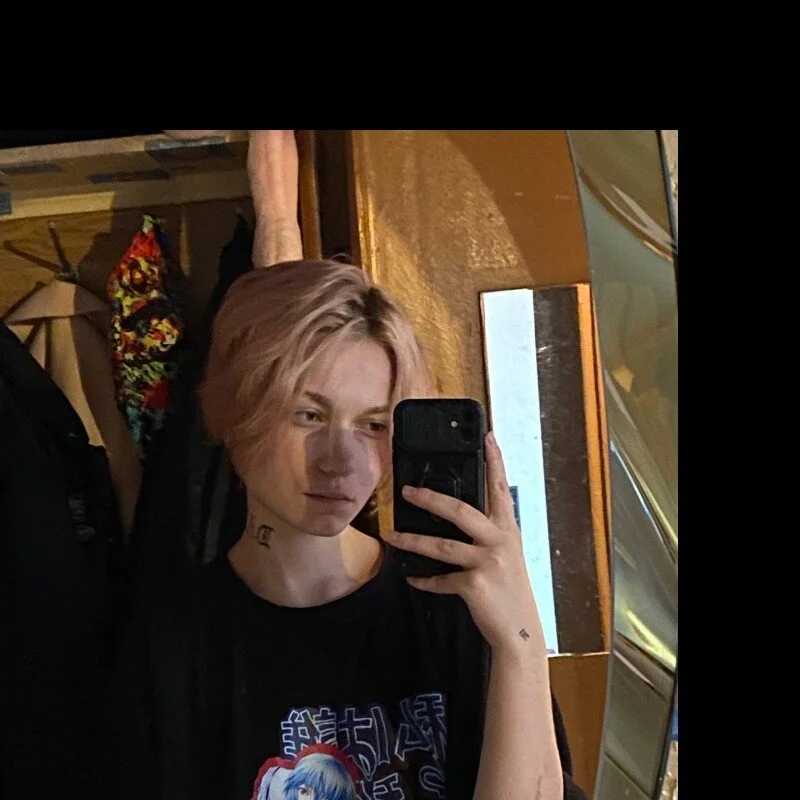 esajukyy — FansOnlyX creator profile