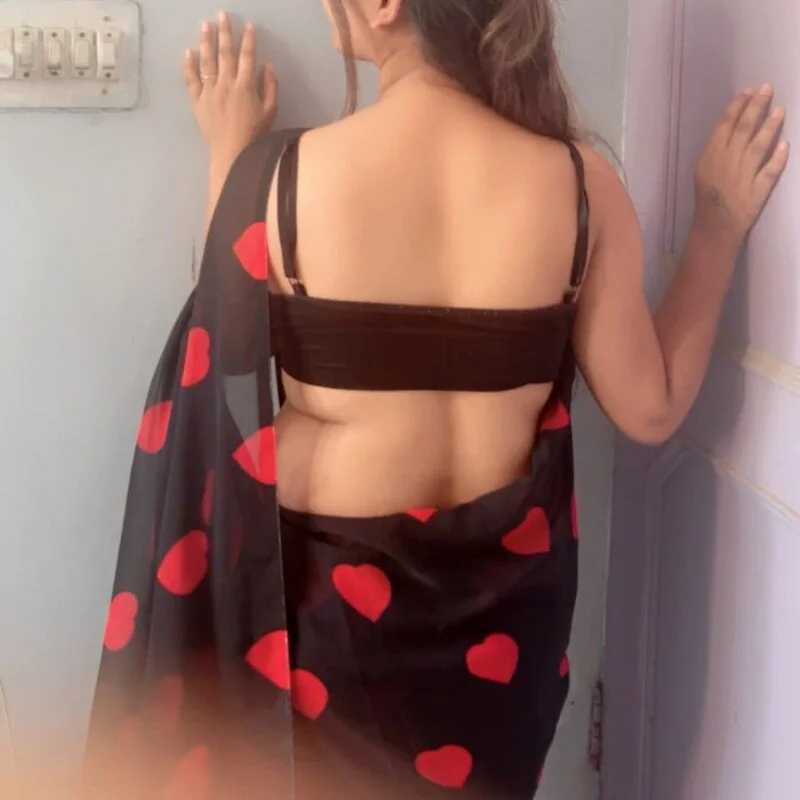 roshni0_0 — FansOnlyX creator profile
