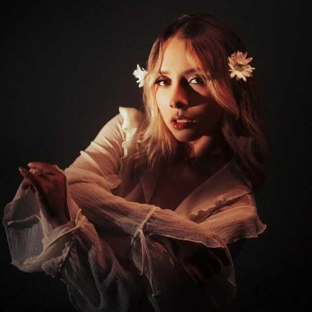 GretaVelvet — FansOnlyX creator profile
