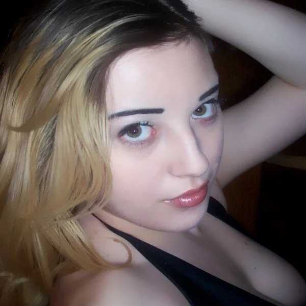 KelseyKiss — FansOnlyX creator profile