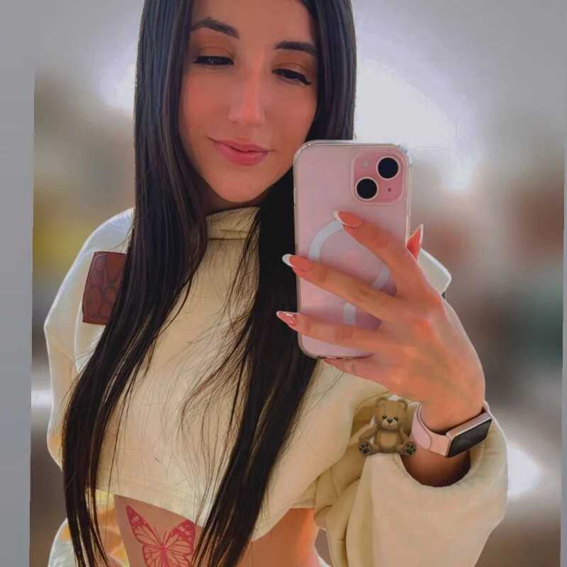 Devika_val — FansOnlyX creator profile