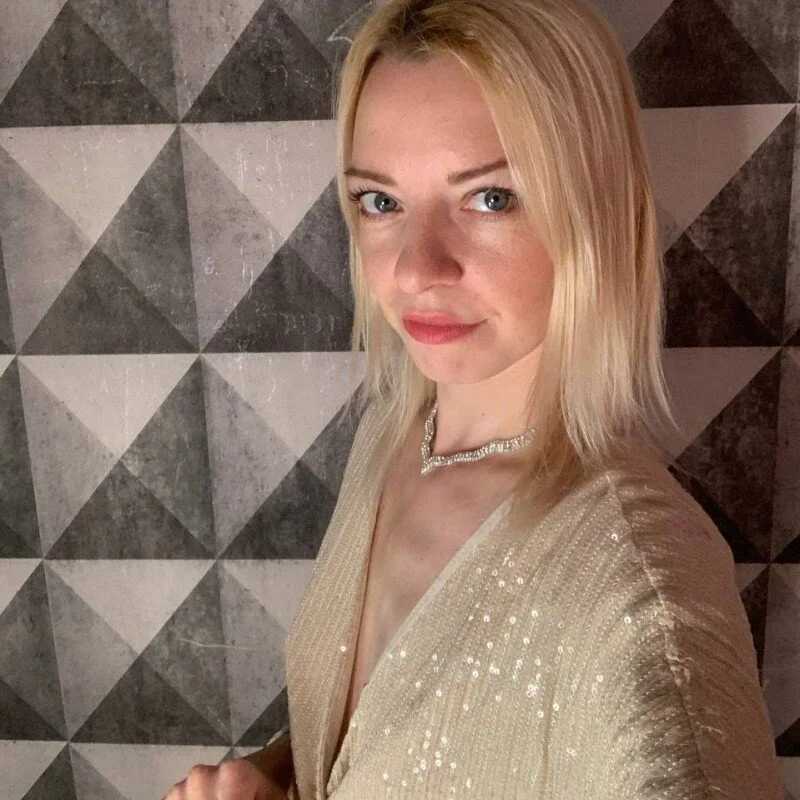 Brightly_Heizer — FansOnlyX creator profile