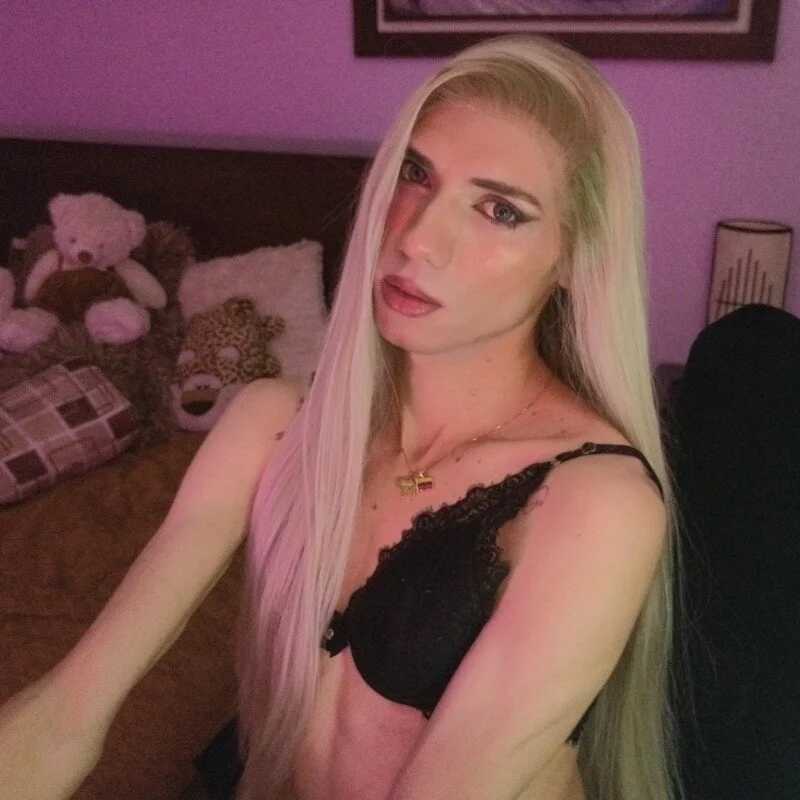 mirandahabach333 — FansOnlyX creator profile