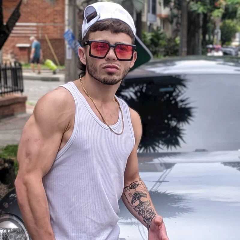 zeus_eddy — FansOnlyX creator profile