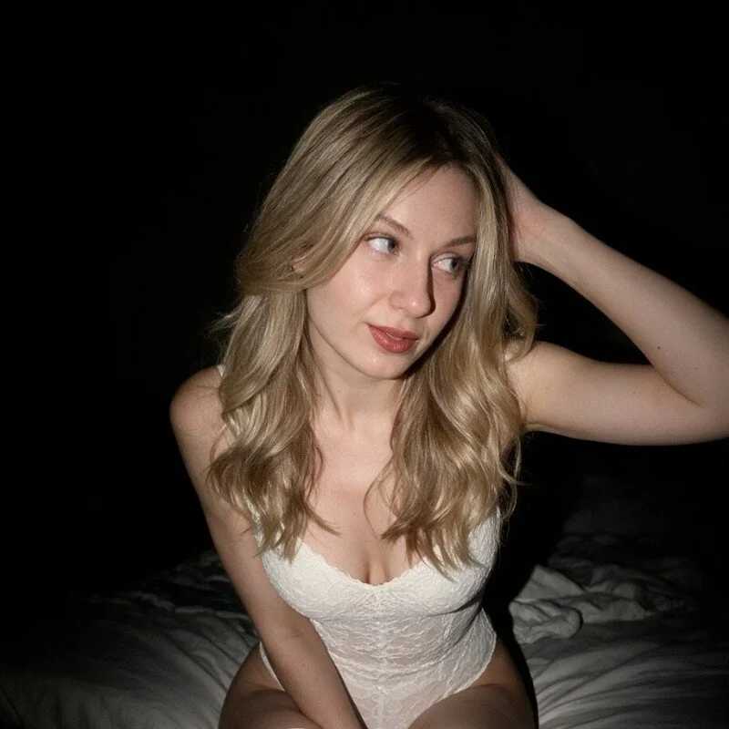 ModestaStorey — FansOnlyX creator profile