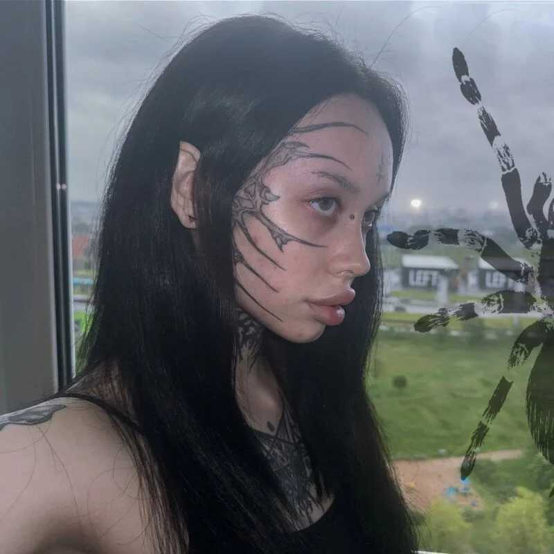 Somniyaa — FansOnlyX creator profile