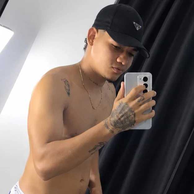 bick_jhonn — FansOnlyX creator profile