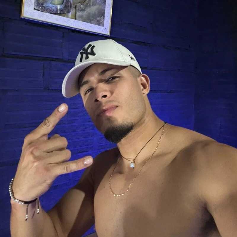 taurus_boy1 — FansOnlyX creator profile