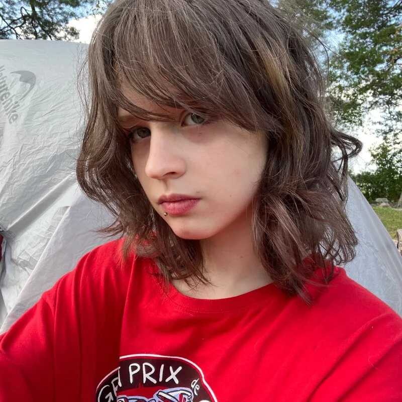 Alina_Mills — FansOnlyX creator profile