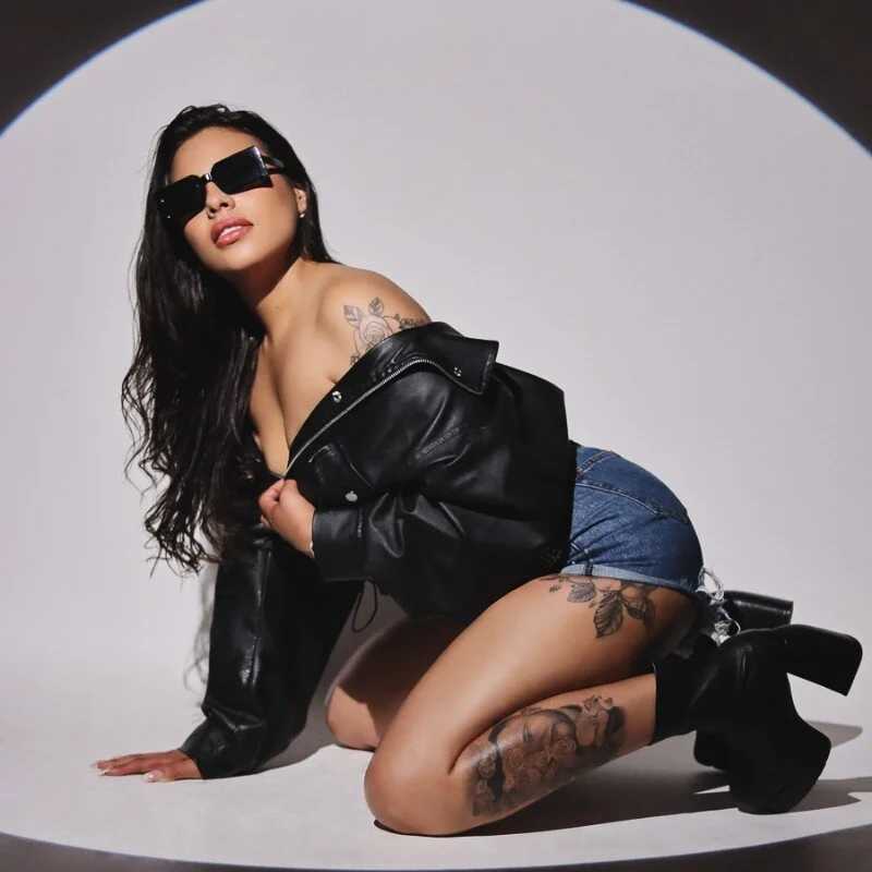 alessia-ferrer1 — FansOnlyX creator profile