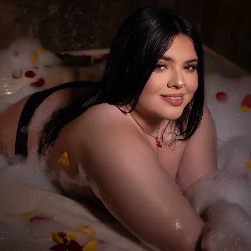 Julieta_jane_ss — FansOnlyX creator profile