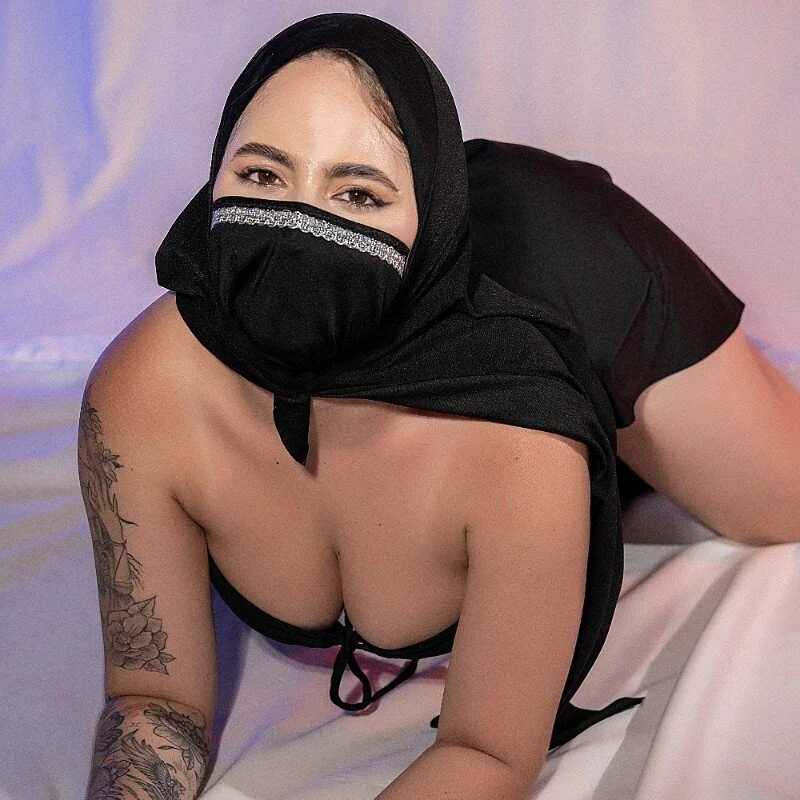samara-02 — FansOnlyX creator profile