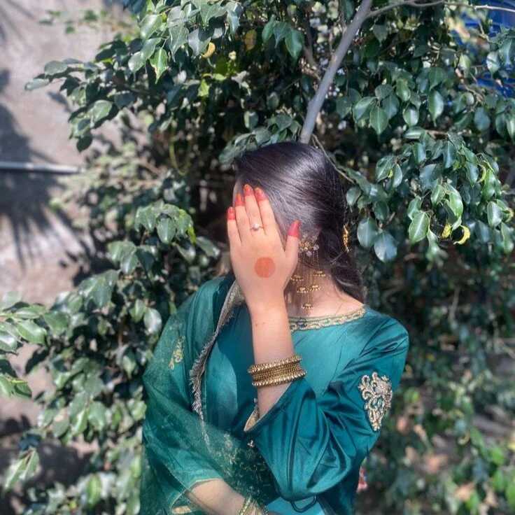 Priyaa_1433 — FansOnlyX creator profile