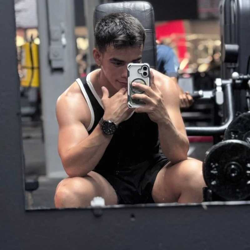 Alejandro_karter18 — FansOnlyX creator profile
