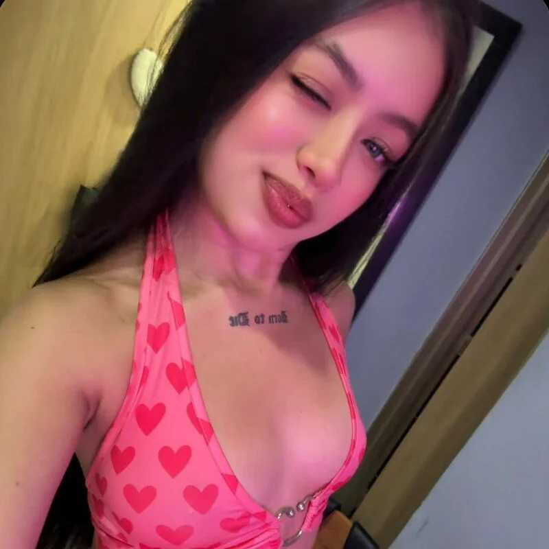 pinkblossom_ — FansOnlyX creator profile