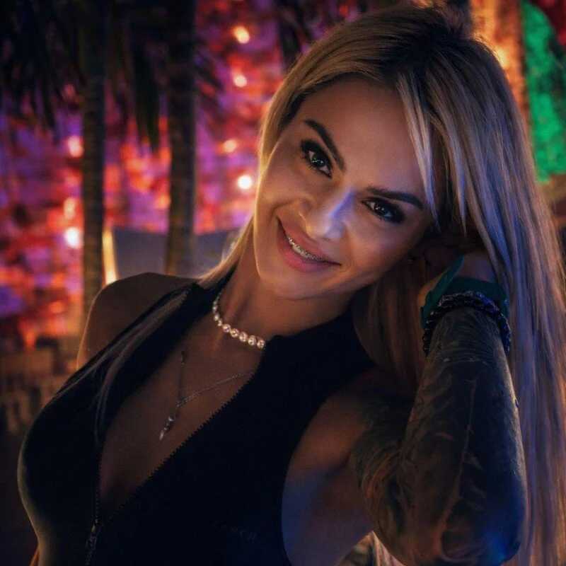 TiffanyMaze — FansOnlyX creator profile