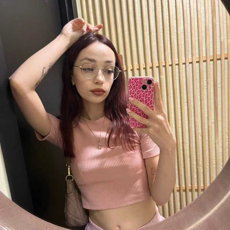 AyeHoney — FansOnlyX creator profile