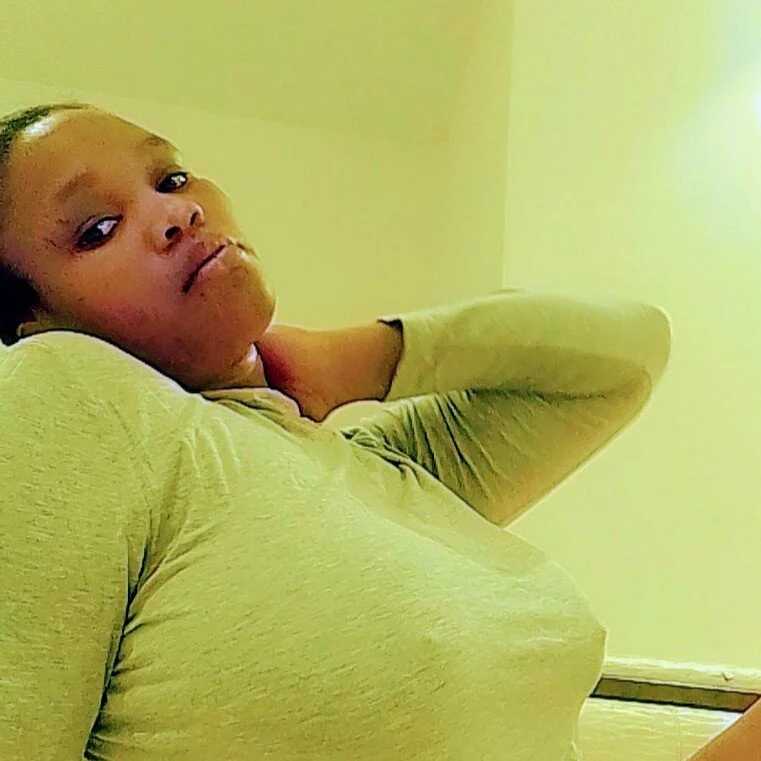 Cherrysexyy — FansOnlyX creator profile