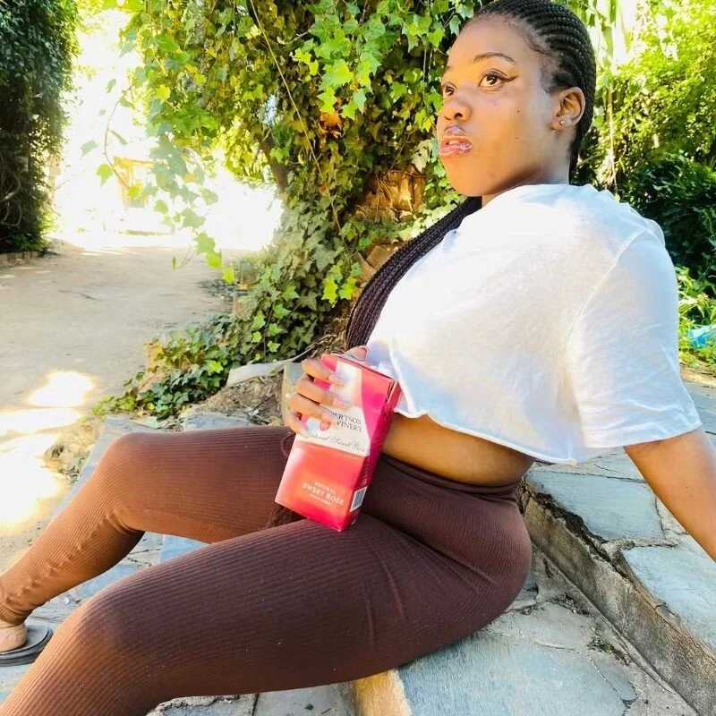ThickThighs_0000 — FansOnlyX creator profile