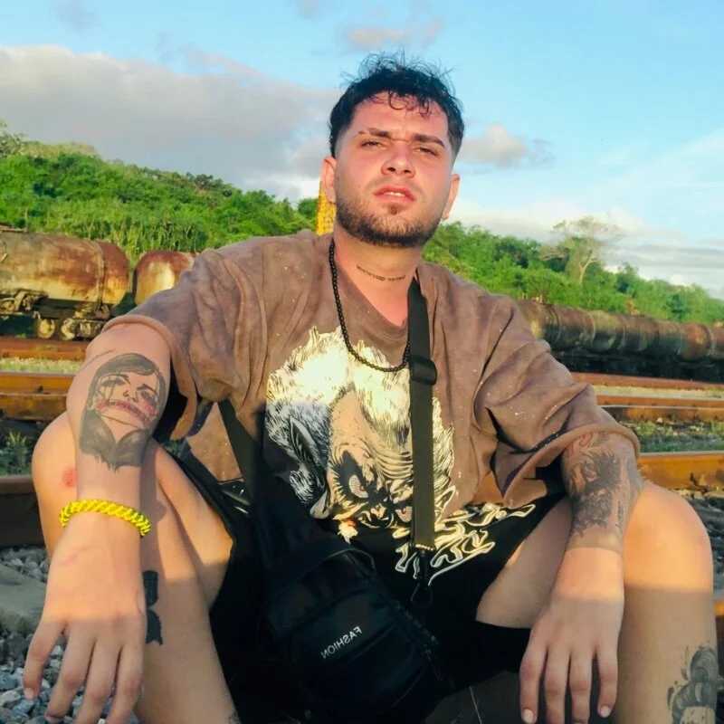 cubanito2208 — FansOnlyX creator profile