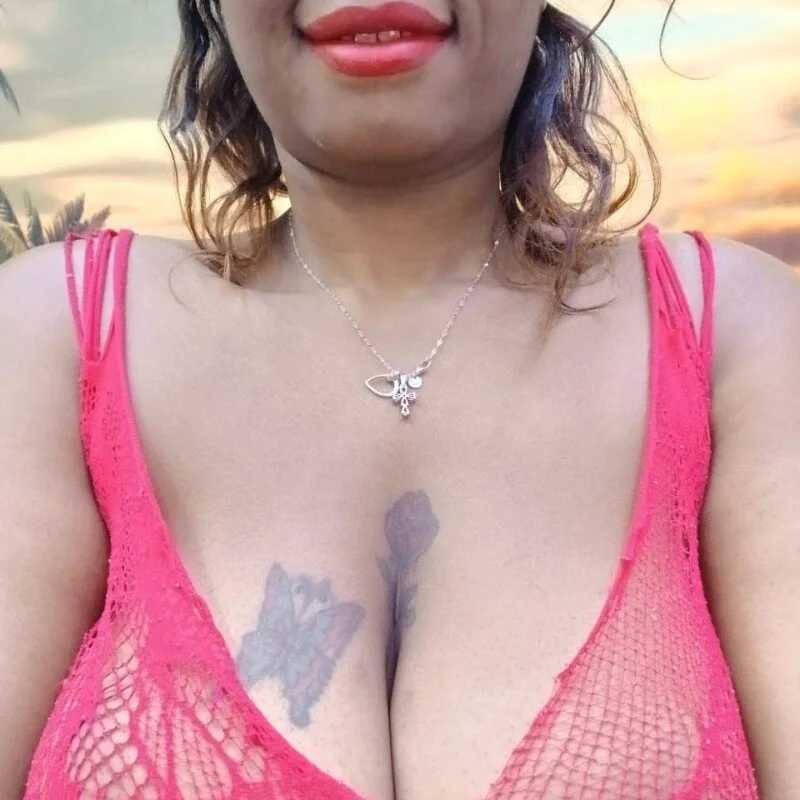 SEXYCHELSEA23 — FansOnlyX creator profile