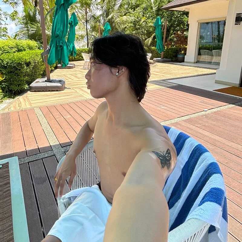 caspian_cum — FansOnlyX creator profile