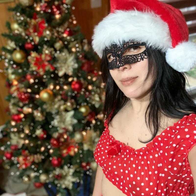 Reinacatchile — FansOnlyX creator profile