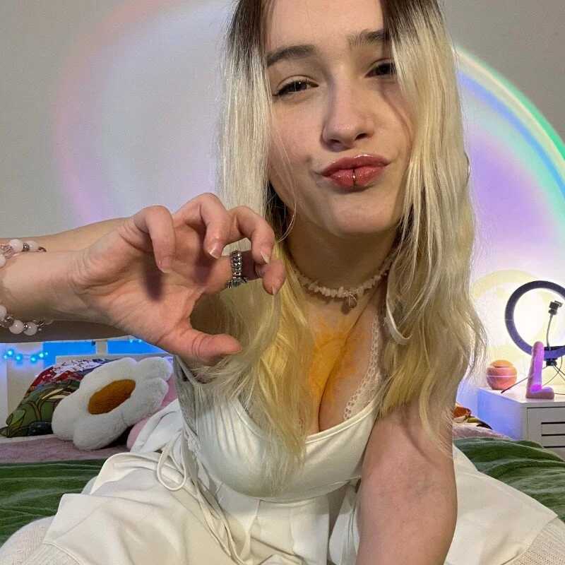 LilElfie — FansOnlyX creator profile