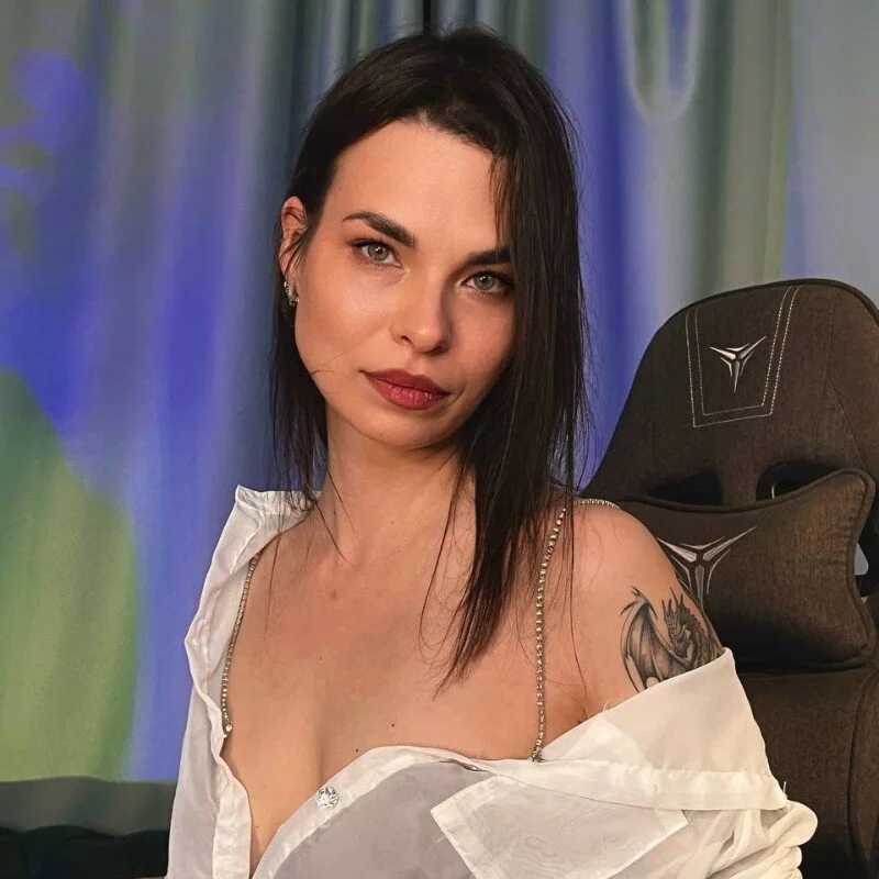 Anna_Bonita — FansOnlyX creator profile