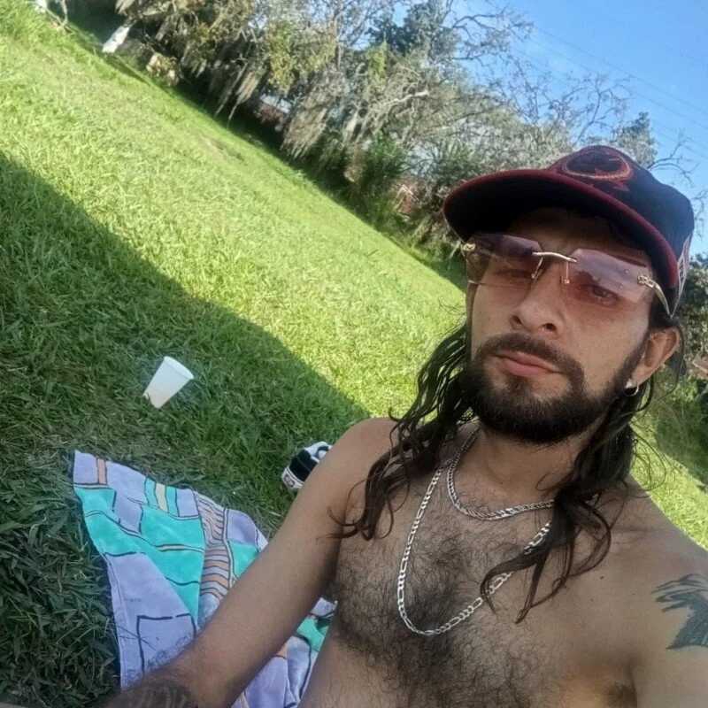 Hairy_mannn2 — FansOnlyX creator profile