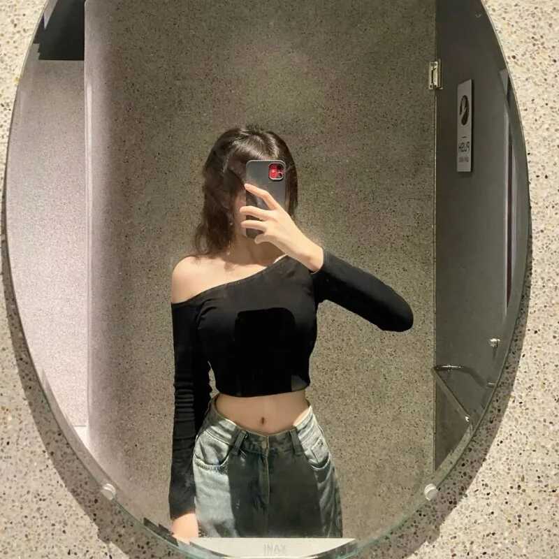 lyly_girl2k — FansOnlyX creator profile