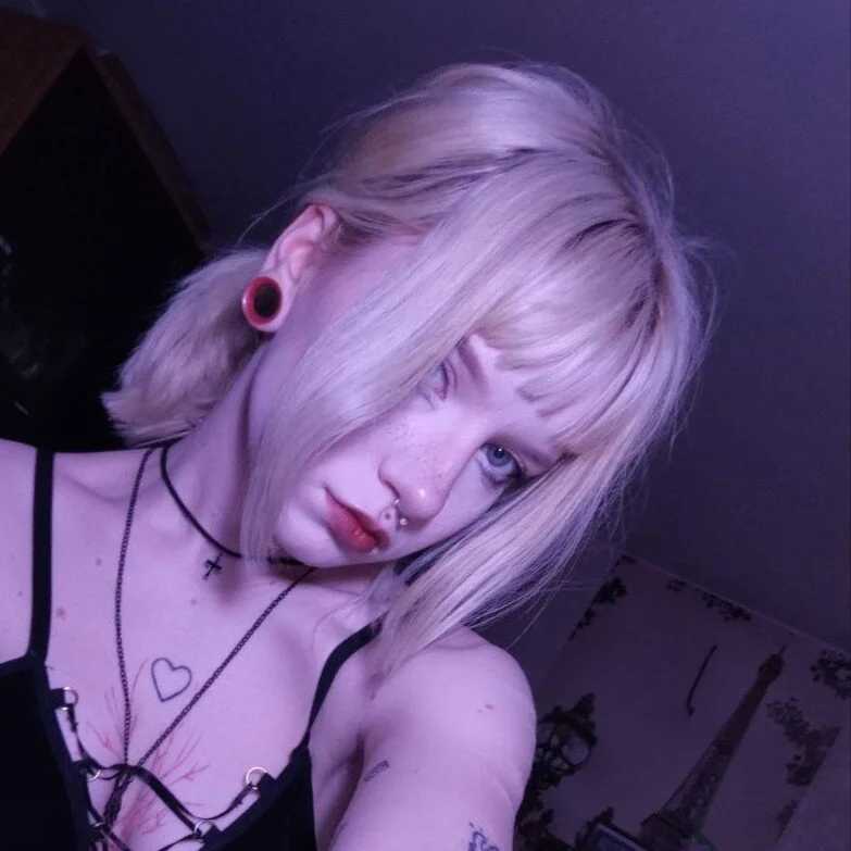 godlikegirlyy — FansOnlyX creator profile