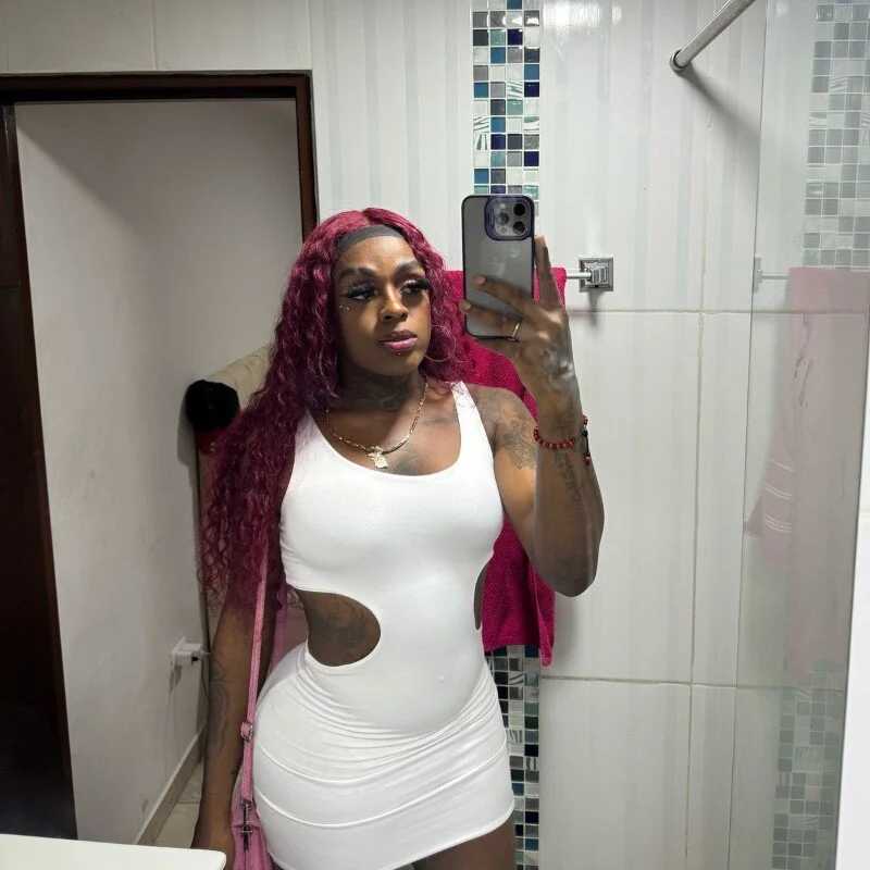 pink_7777 — FansOnlyX creator profile