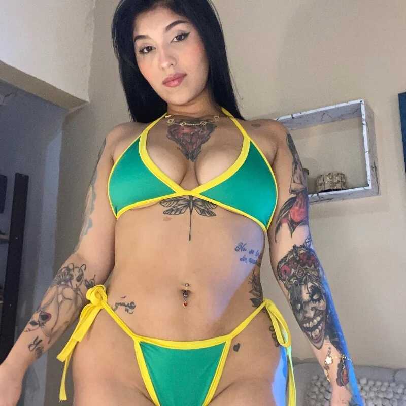 Sweetie_Arianna — FansOnlyX creator profile
