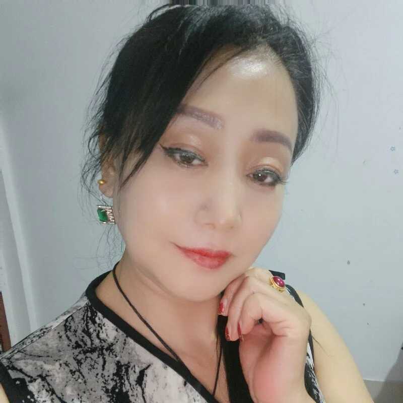alinmeng — FansOnlyX creator profile