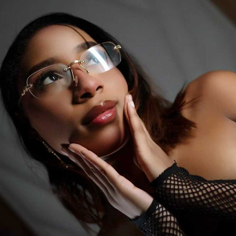 TaniaRosen — FansOnlyX creator profile