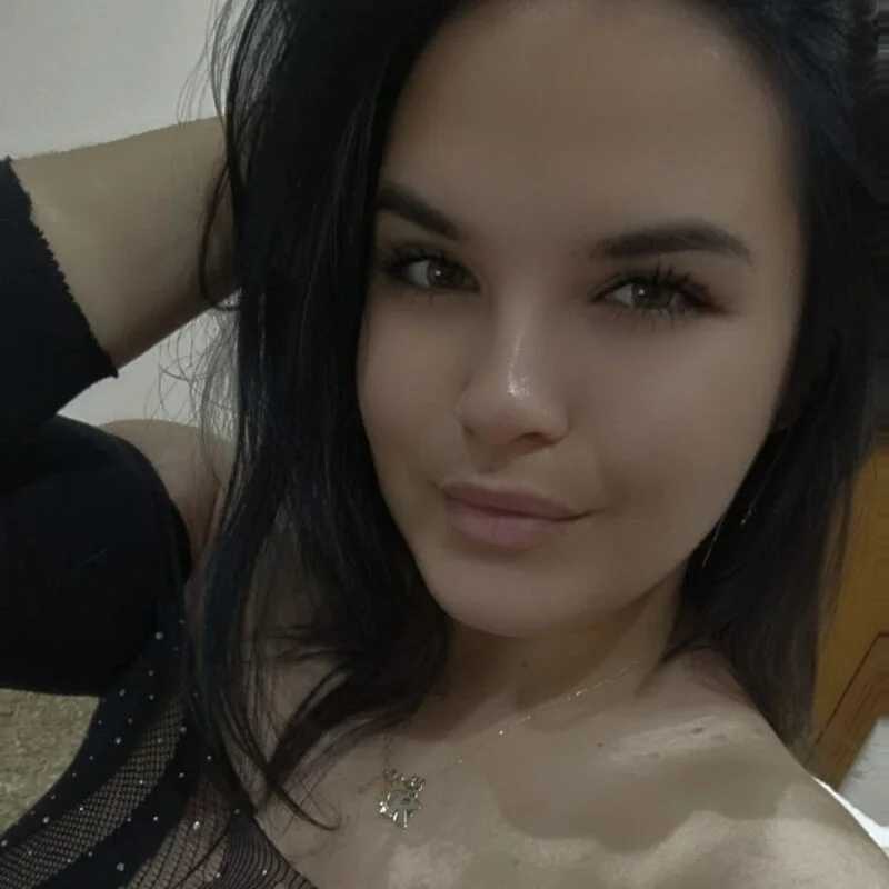 Minnie_Ella — FansOnlyX creator profile