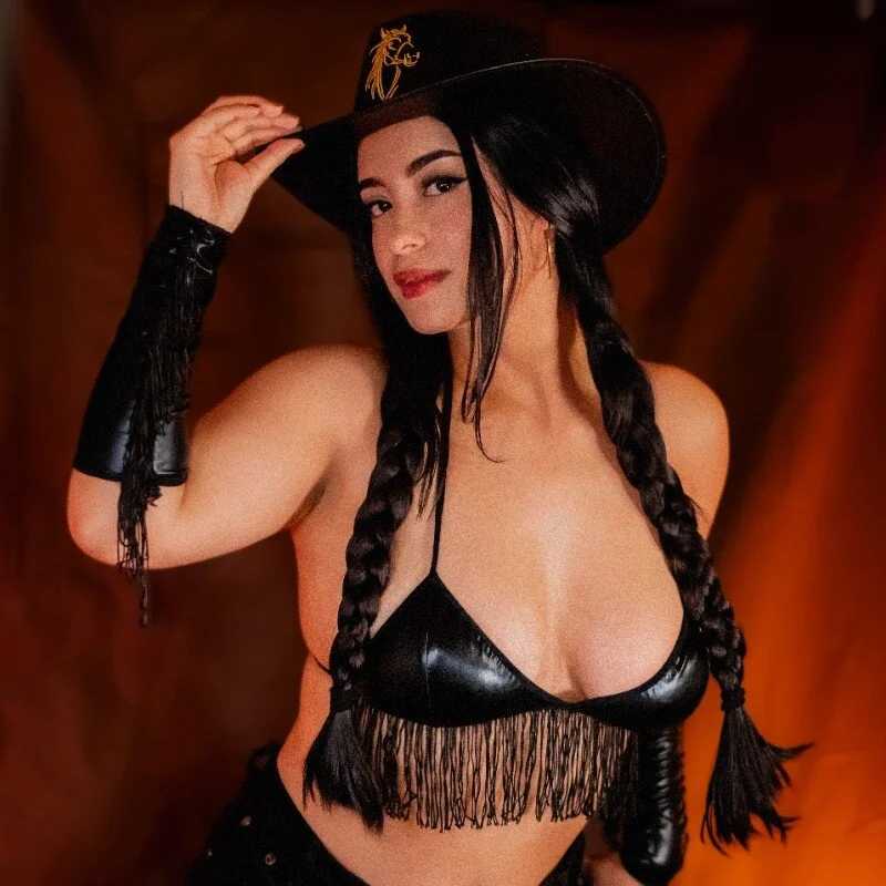 AmyJoness__ — FansOnlyX creator profile
