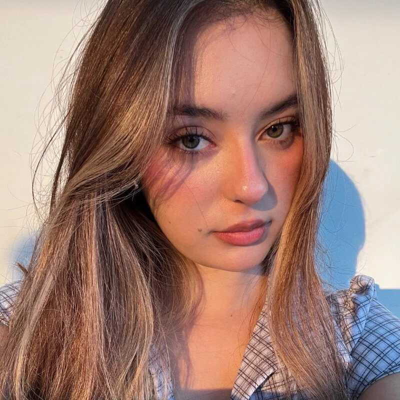 sarah_milerr — FansOnlyX creator profile